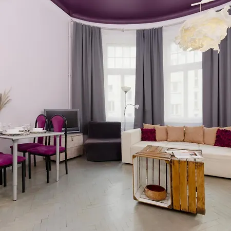 Artist's Dream Studio With Mezzanine By Renters Апартаменты *